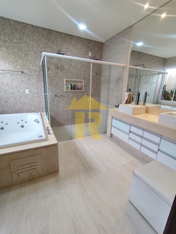 Casa de Condomínio com 3 quartos à venda, 269m² — foto 25 de 29