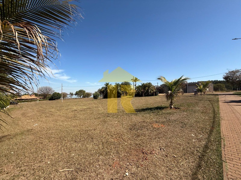 Terreno / Lote / Condomínio  à venda, 1600m² — foto 12 de 32