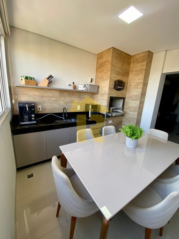 Apartamento com 3 quartos à venda, 95m² — foto 4 de 20