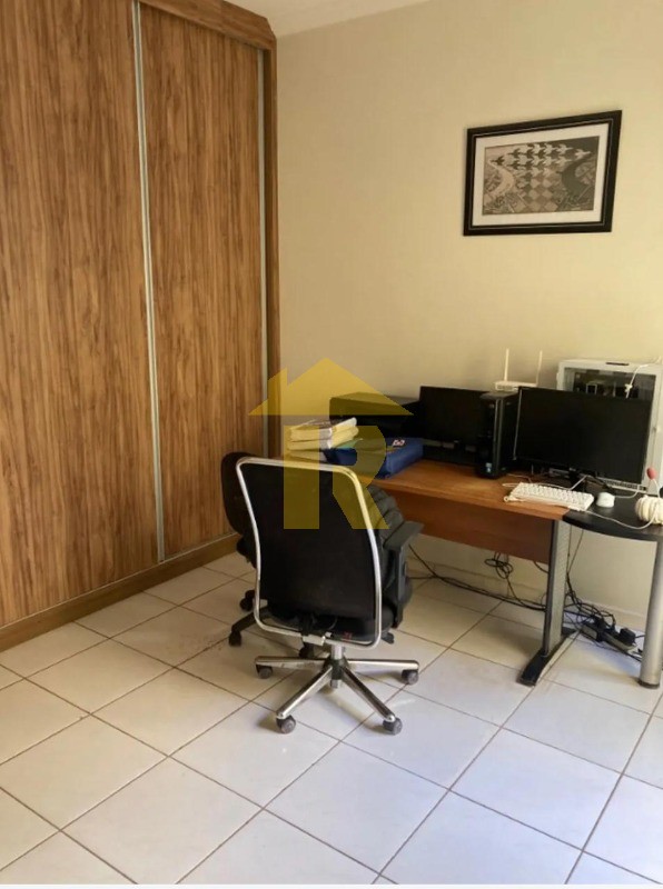 Casa com 3 quartos à venda, 240m² — foto 22 de 23