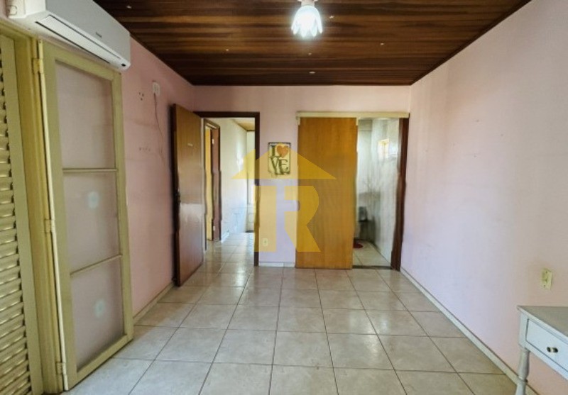 Casa com 3 quartos à venda, 217m² — foto 13 de 26