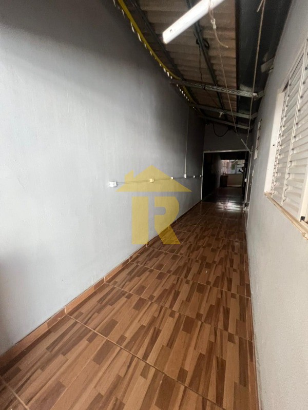 Casa com 2 quartos à venda, 80m² — foto 3 de 23