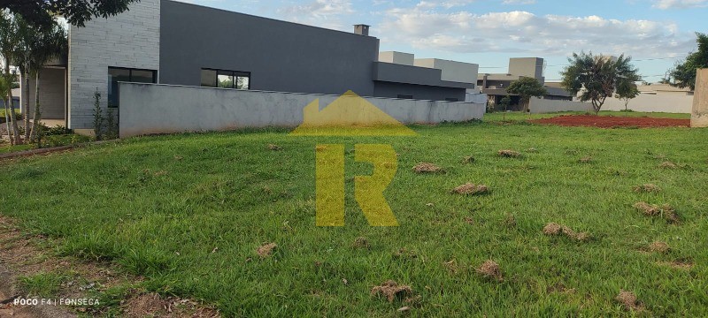 Terreno / Lote / Condomínio  à venda, 366m² — foto 3 de 21
