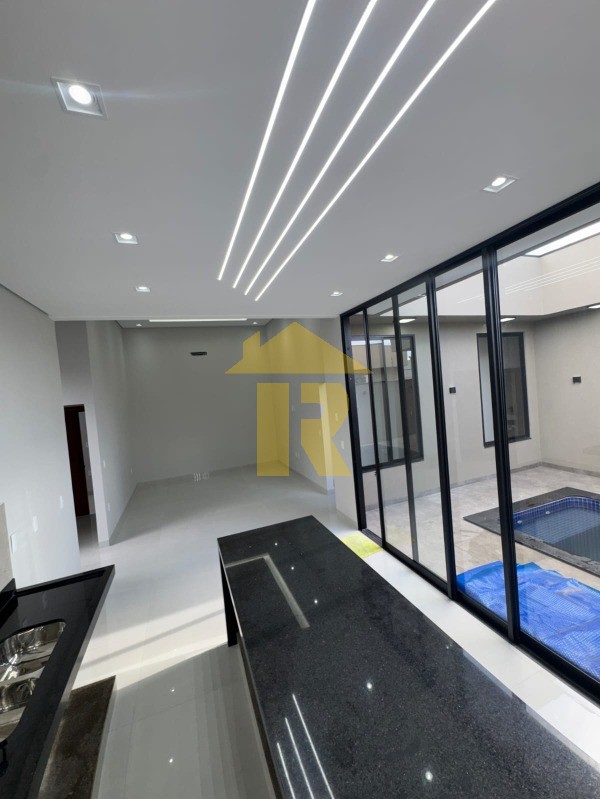 Casa com 3 quartos à venda, 130m² — foto 13 de 20