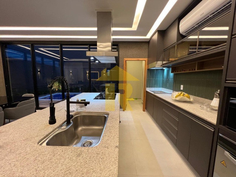 Casa de Condomínio com 3 quartos à venda, 220m² — foto 21 de 36