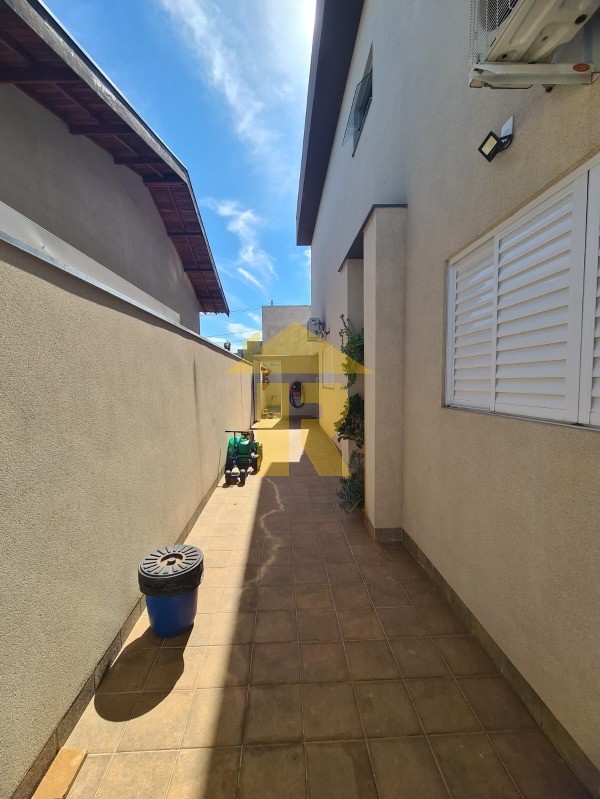 Casa de Condomínio com 3 quartos à venda, 171m² — foto 21 de 45