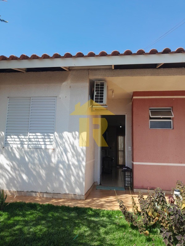 Casa de Condomínio com 2 quartos à venda, 70m² — foto 2 de 22
