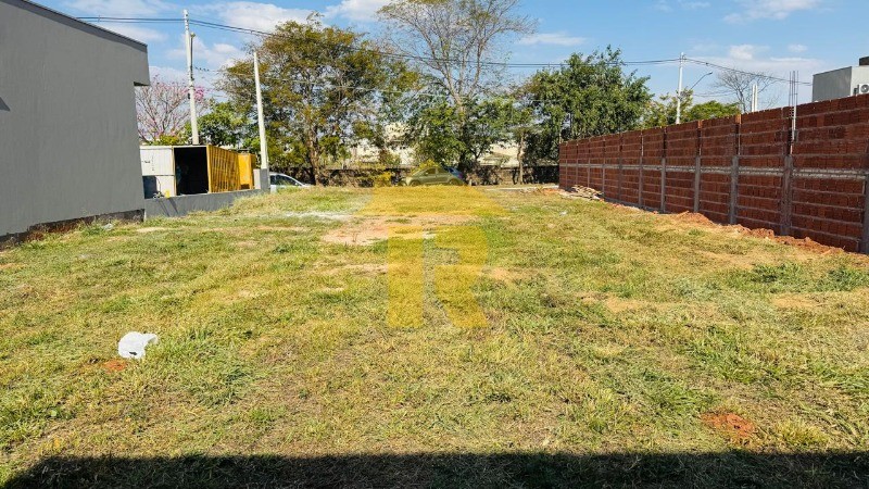 Terreno / Lote / Condomínio  à venda, 400m² — foto 8 de 20
