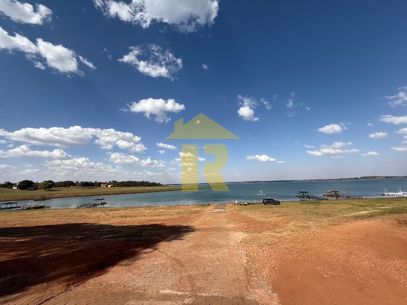 Terreno / Lote / Condomínio  à venda, 1600m² — foto 26 de 32