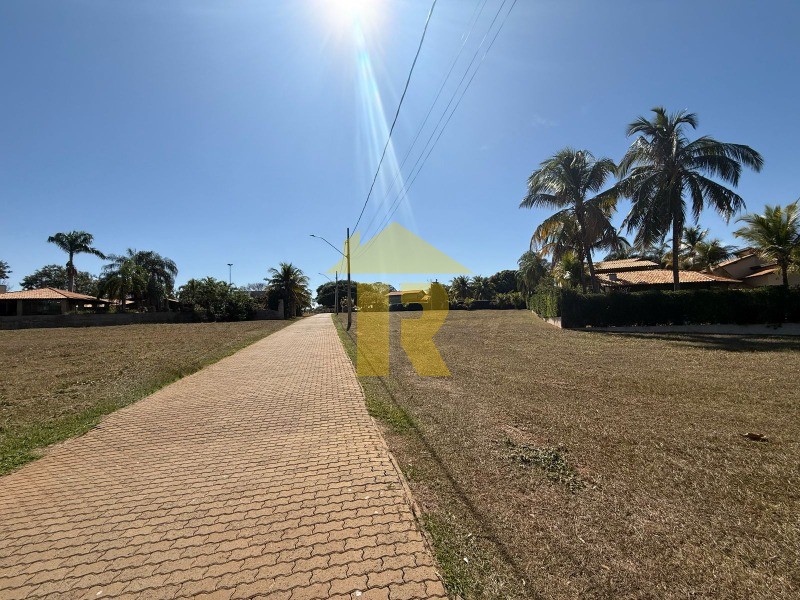 Terreno / Lote / Condomínio  à venda, 1600m² — foto 9 de 32