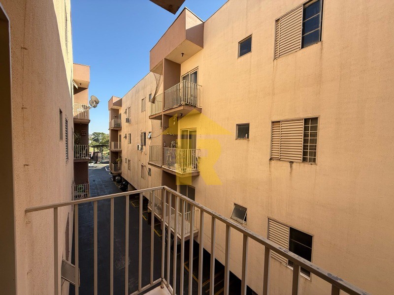 Apartamento com 2 quartos à venda, 60m² — foto 4 de 25