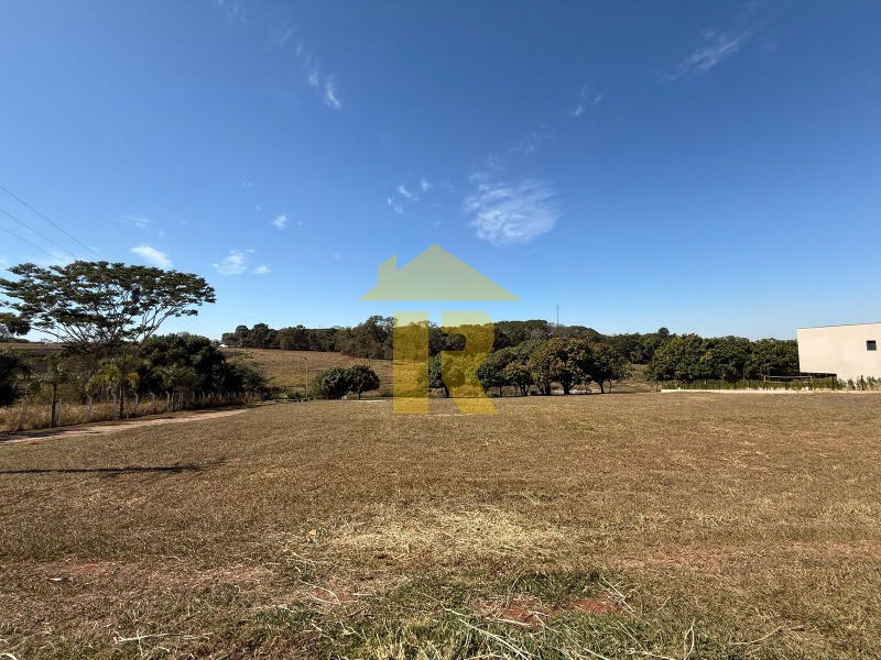 Terreno / Lote / Condomínio  à venda, 1967m² — foto 3 de 34