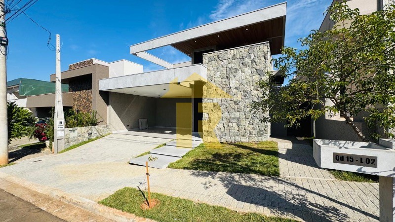 Casa de Condomínio com 3 quartos à venda, 170m² — foto 2 de 32