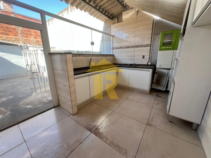 Casa com 2 quartos à venda, 80m² — foto 9 de 23