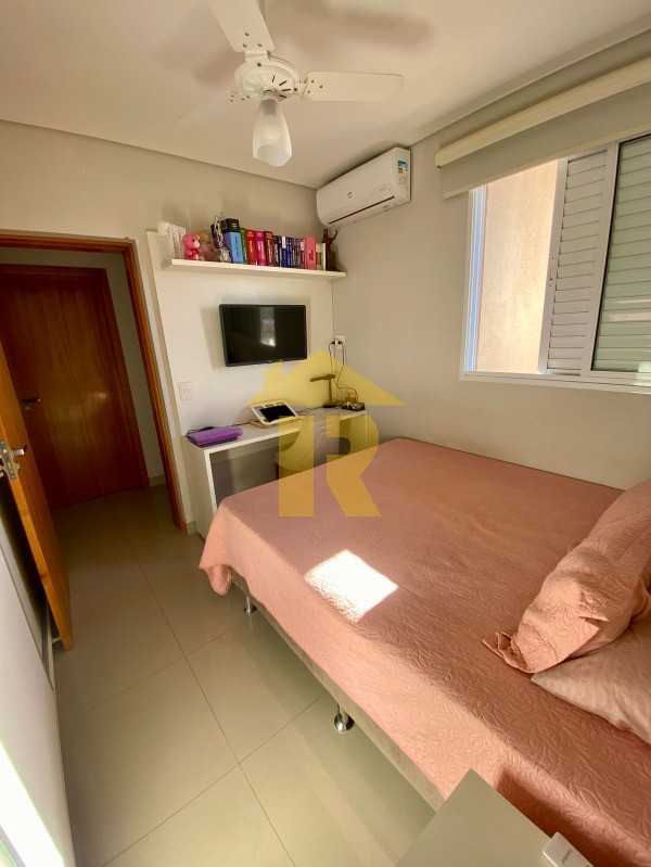 Apartamento com 3 quartos à venda, 95m² — foto 10 de 20