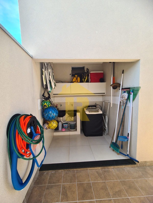 Casa de Condomínio com 3 quartos à venda, 171m² — foto 19 de 45