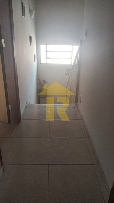 Casa com 3 quartos à venda, 217m² — foto 11 de 26