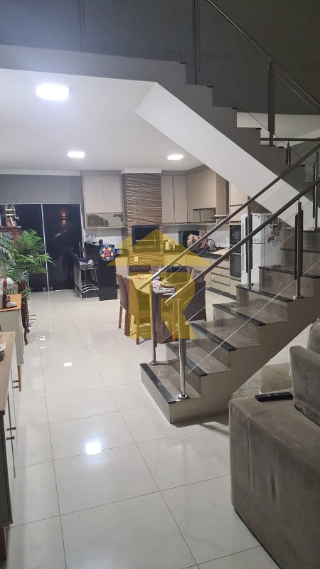 Casa de Condomínio com 3 quartos à venda, 171m² — foto 4 de 45