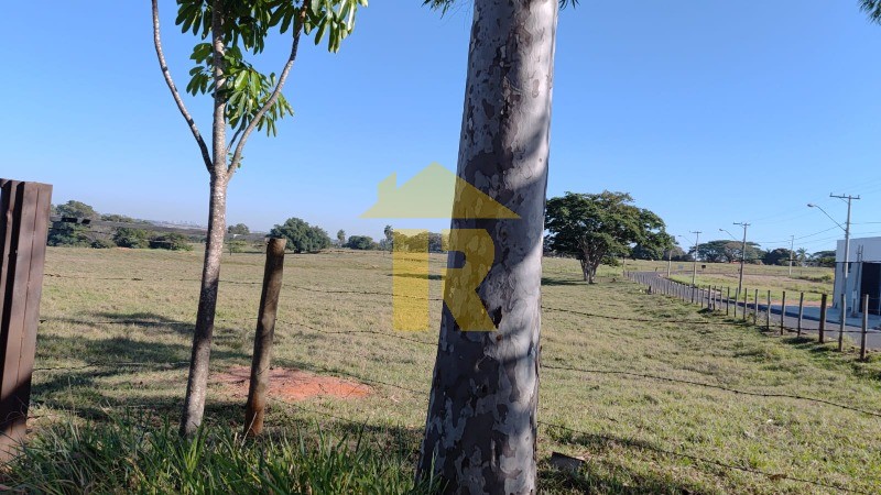 Terreno / Lote / Condomínio  à venda, 66000m² — foto 2 de 23