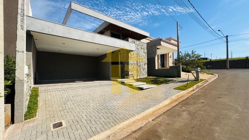 Casa de Condomínio com 3 quartos à venda, 170m² — foto 3 de 32
