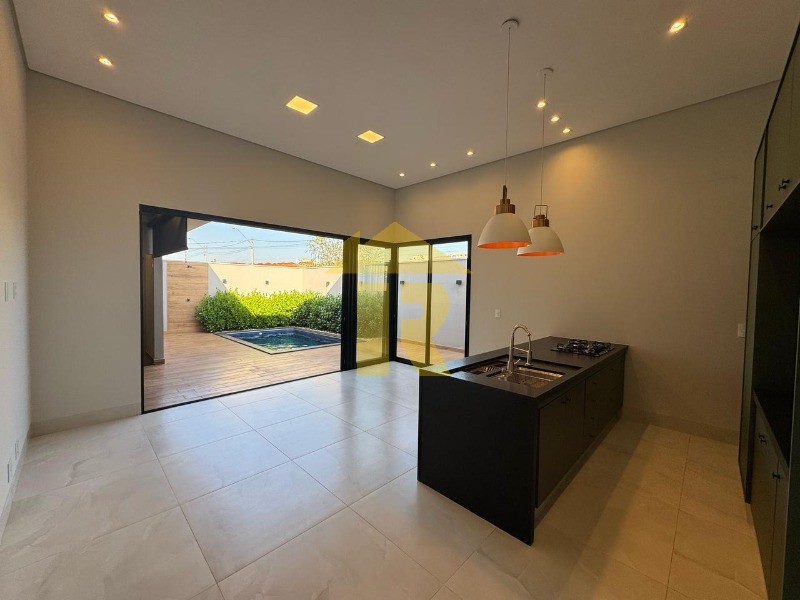 Casa de Condomínio com 3 quartos à venda, 160m² — foto 10 de 23