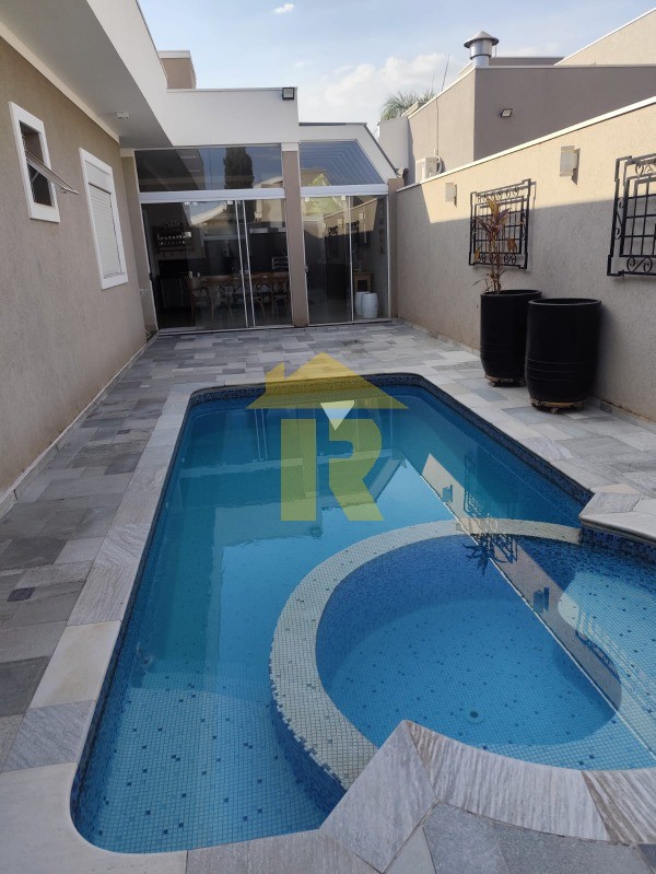Casa de Condomínio com 3 quartos à venda, 269m² — foto 16 de 29