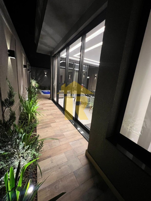 Casa de Condomínio com 3 quartos à venda, 220m² — foto 32 de 36