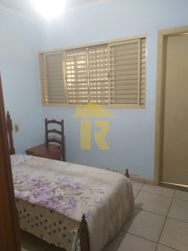 Casa com 3 quartos à venda, 217m² — foto 21 de 26