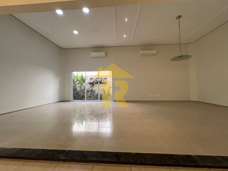 Casa de Condomínio com 4 quartos à venda e aluguel, 223m² — foto 7 de 29