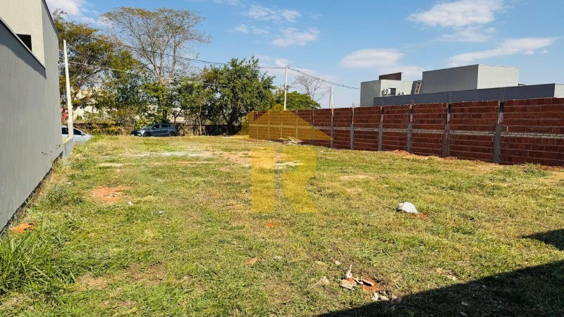 Terreno / Lote / Condomínio  à venda, 400m² — foto 3 de 20