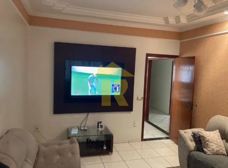Casa com 3 quartos à venda, 240m² — foto 6 de 23