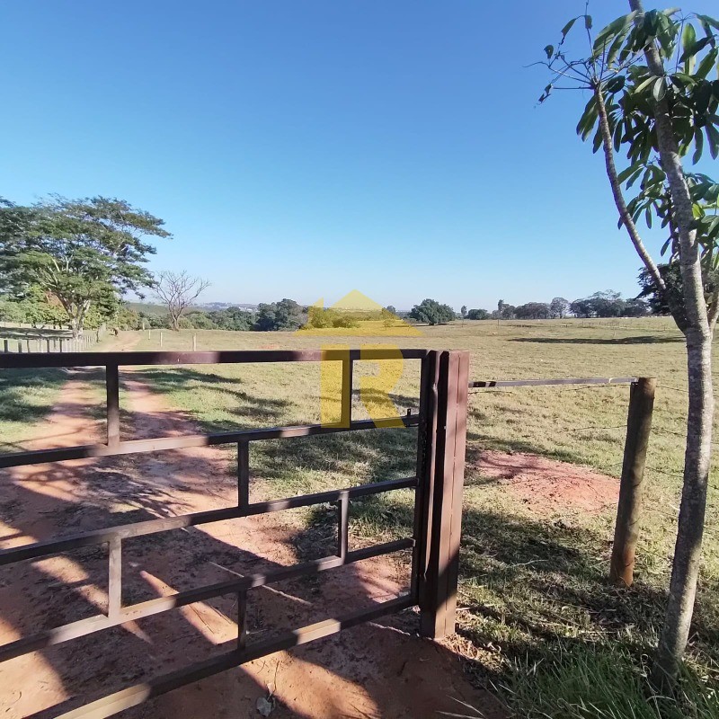 Terreno / Lote / Condomínio  à venda, 66000m² — foto 1 de 23