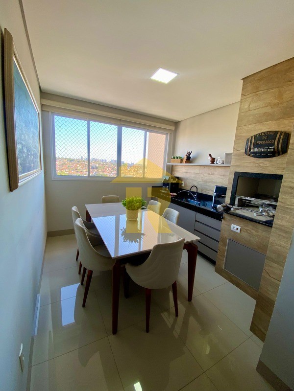 Apartamento com 3 quartos à venda, 95m² — foto 3 de 20