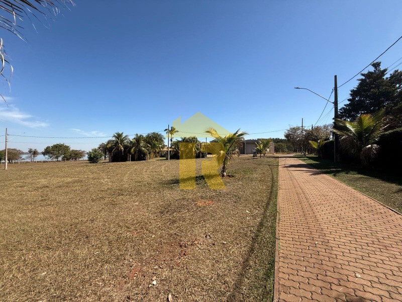 Terreno / Lote / Condomínio  à venda, 1600m² — foto 11 de 32