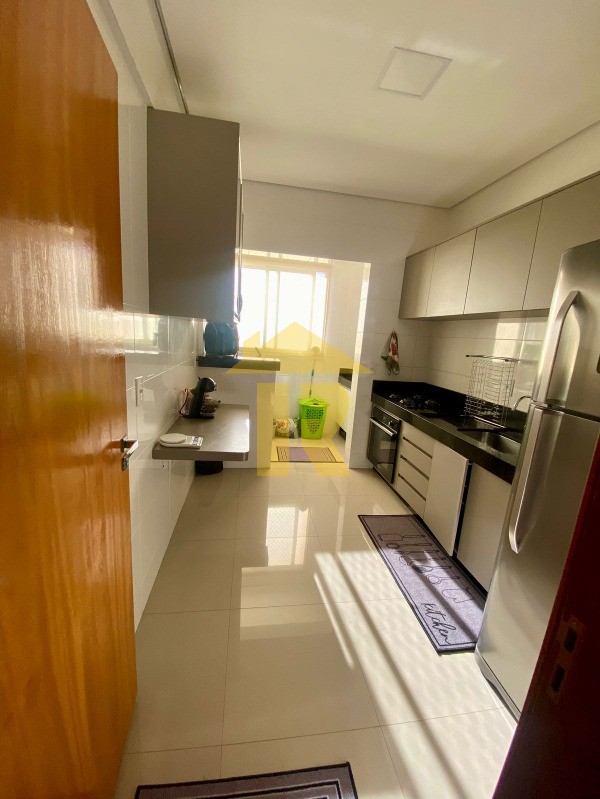 Apartamento com 3 quartos à venda, 95m² — foto 5 de 20