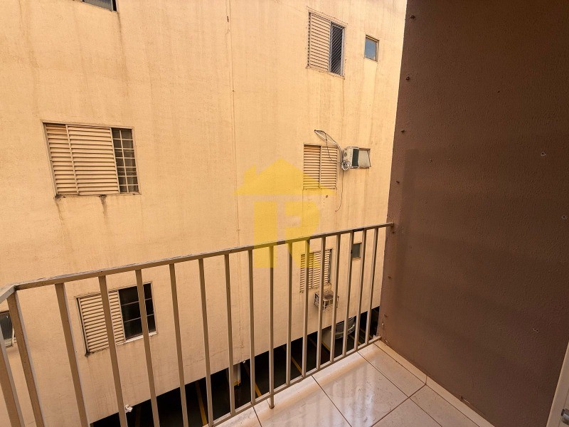 Apartamento com 2 quartos à venda, 60m² — foto 3 de 25