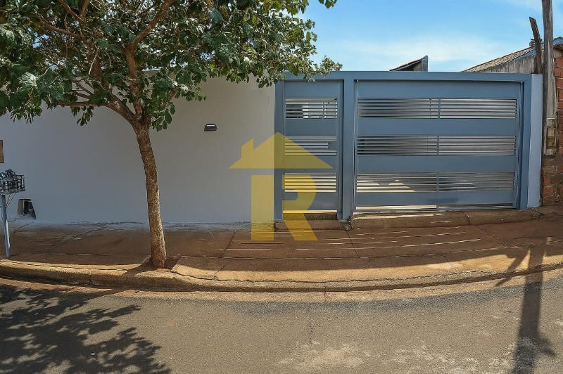 Casa com 2 quartos à venda, 40m² — foto 1 de 20