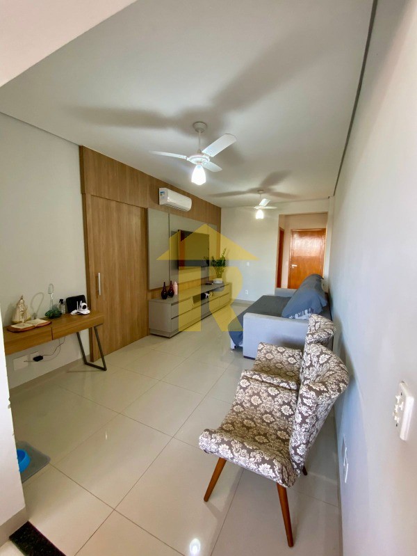Apartamento com 3 quartos à venda, 95m² — foto 2 de 20