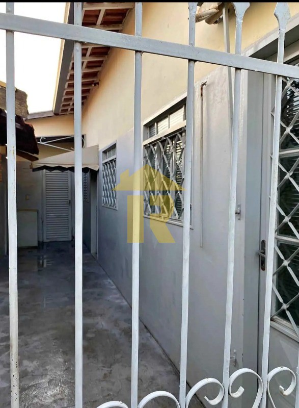 Casa com 3 quartos à venda, 200m² — foto 12 de 34