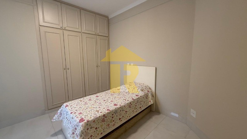Casa de Condomínio com 3 quartos à venda, 250m² — foto 30 de 47