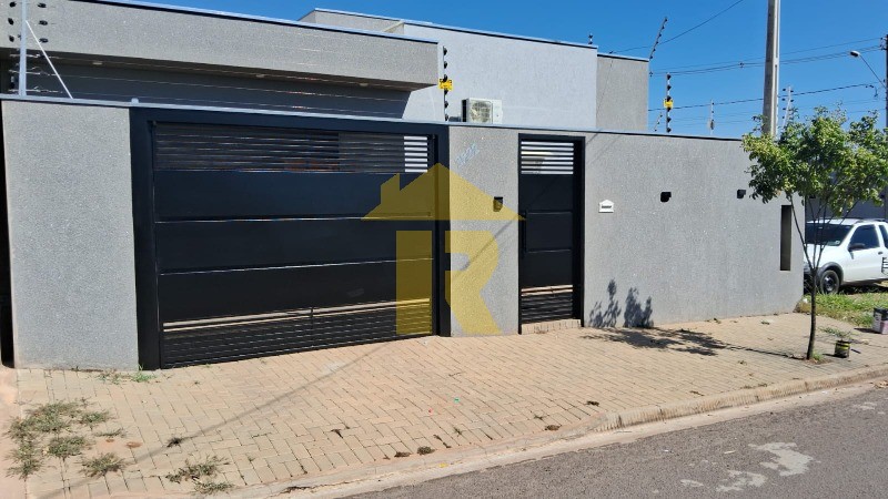 Casa com 3 quartos à venda, 103m² — foto 1 de 14