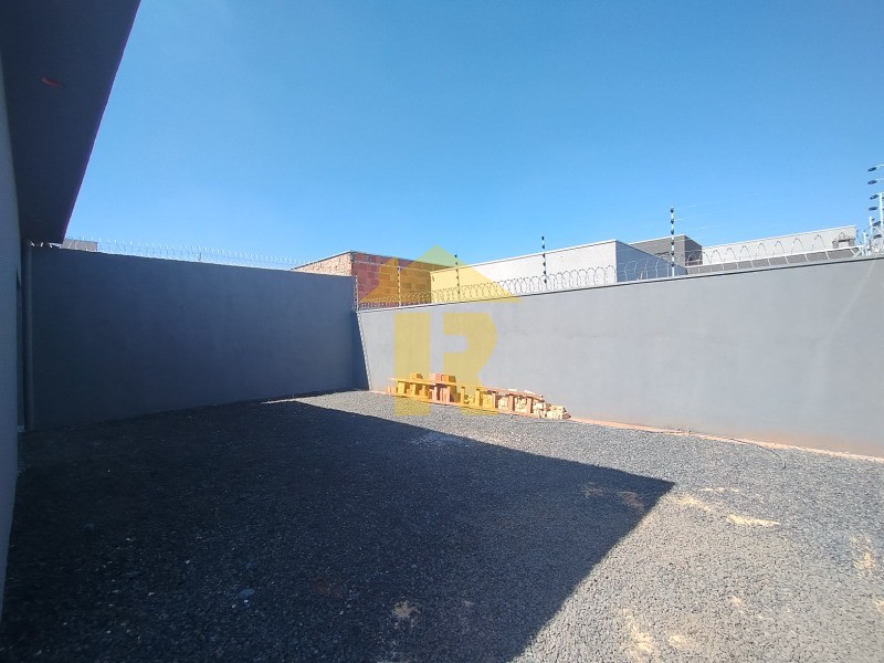 Casa com 2 quartos à venda, 75m² — foto 10 de 23