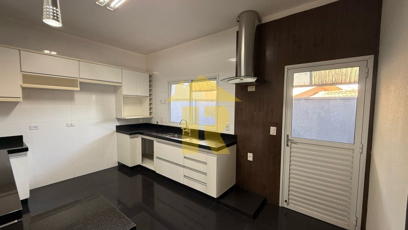 Casa de Condomínio com 3 quartos à venda, 314m² — foto 19 de 46