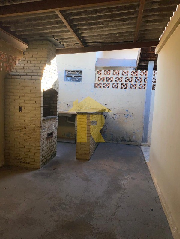 Casa com 3 quartos à venda, 200m² — foto 9 de 34