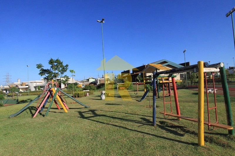 Casa de Condomínio com 3 quartos à venda, 220m² — foto 25 de 27