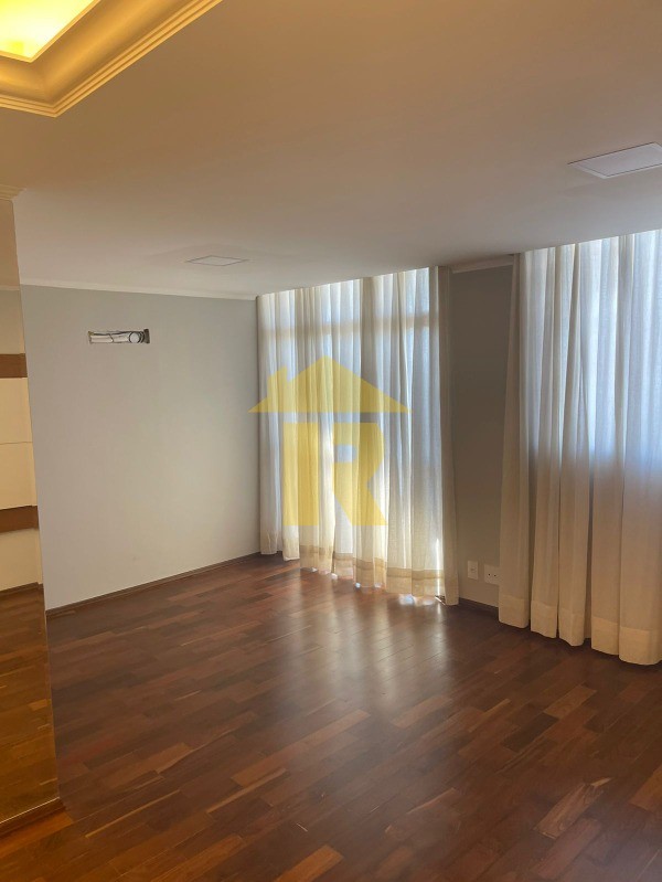 Apartamento com 3 quartos à venda, 135m² — foto 5 de 20