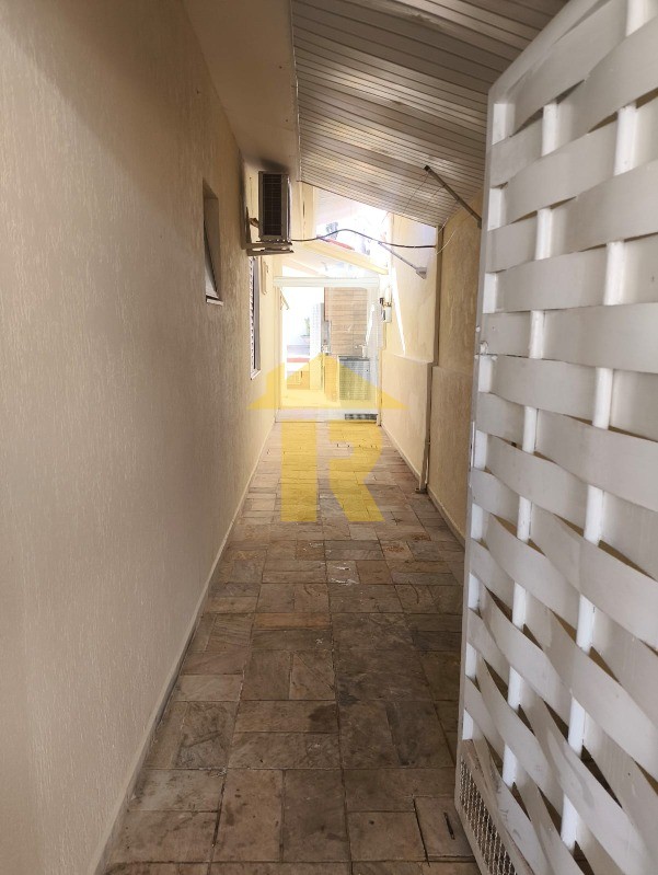 Casa de Condomínio com 3 quartos à venda e aluguel, 130m² — foto 2 de 30