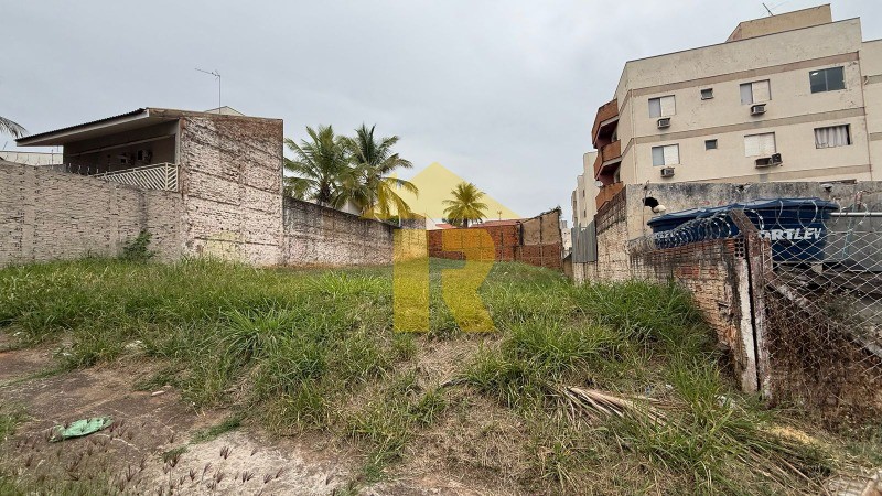 Terreno / Lote / Condomínio  à venda, 525m² — foto 5 de 10
