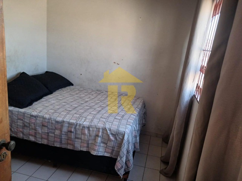 Casa com 3 quartos à venda, 367m² — foto 24 de 37