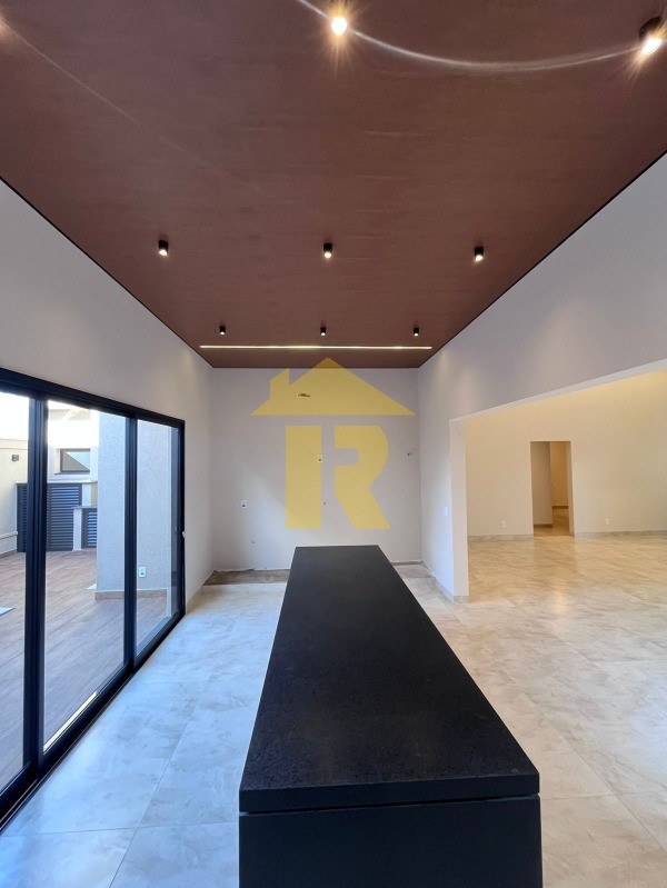 Casa de Condomínio com 3 quartos à venda, 193m² — foto 19 de 54